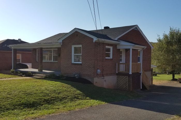 exterior side 700×465