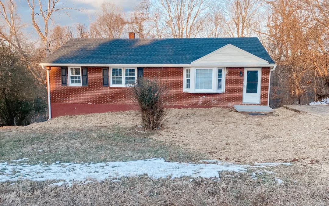 1210 DANDRIDGE DR. LYNCHBURG, VA 24501